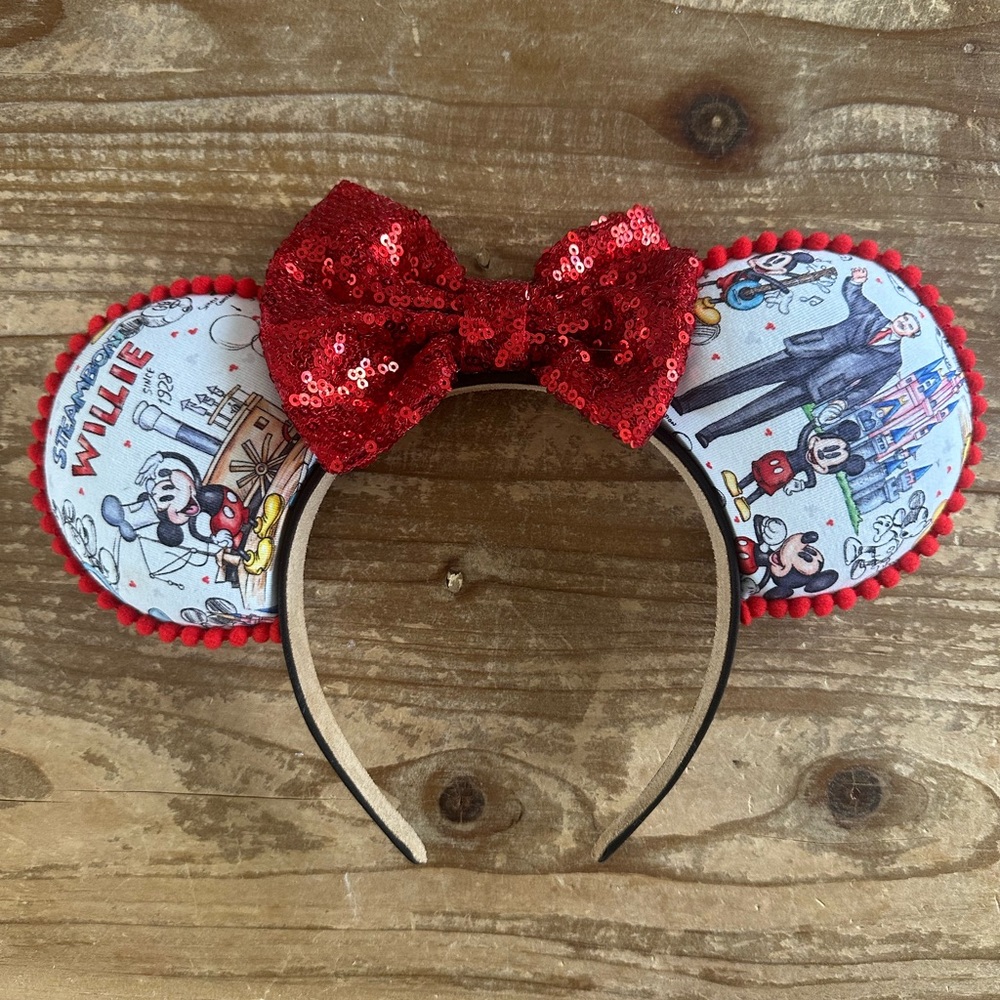 Custom classic Walt Disney Minnie Ears